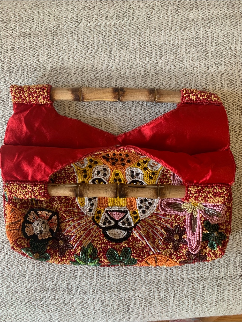 Beaded Tropical Jaguar/Leopard Bamboo-Handle Women’s Handbag - Red NWT - Picture 3 of 3